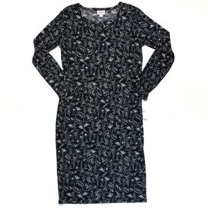 Dress. T-shirt Long Sleeve NWT